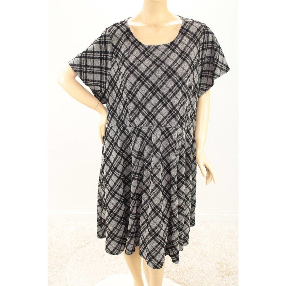 Torrid Gray Black Diagonal Plaid Skater Dress Size 5 5X Stretch Knit Fit Flare